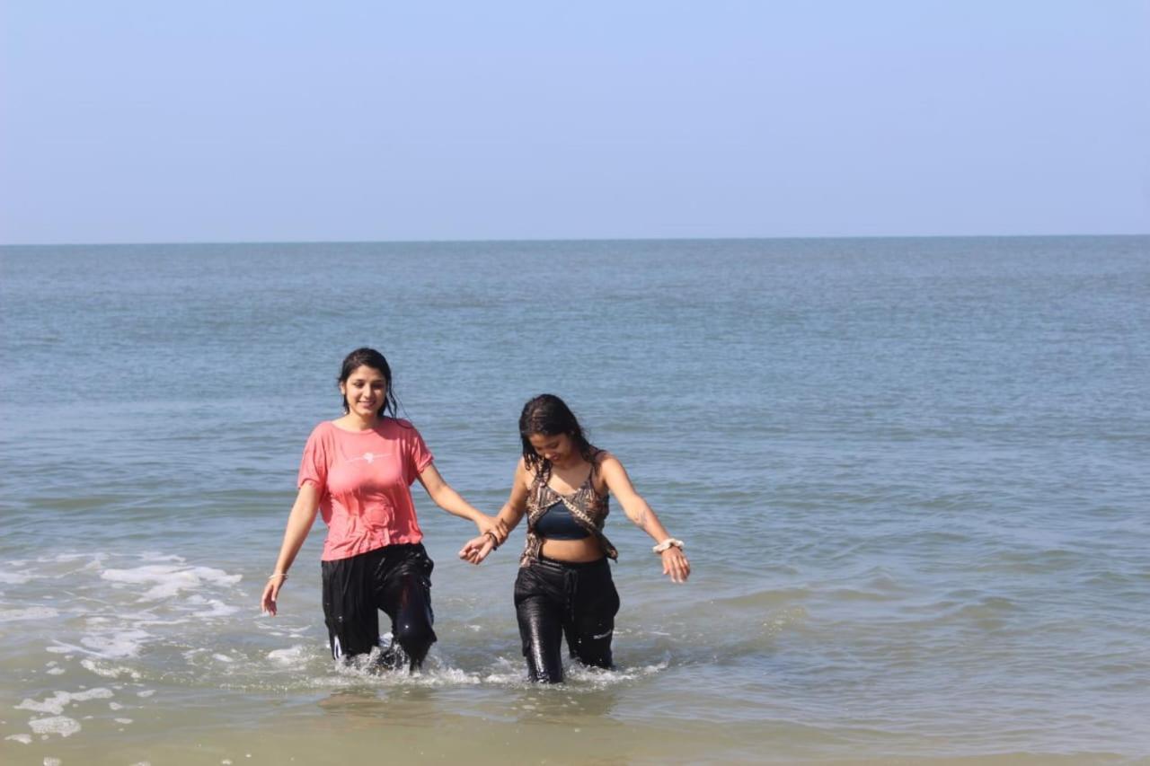 Peace And Love Beach Homestay Alappuzha ภายนอก รูปภาพ