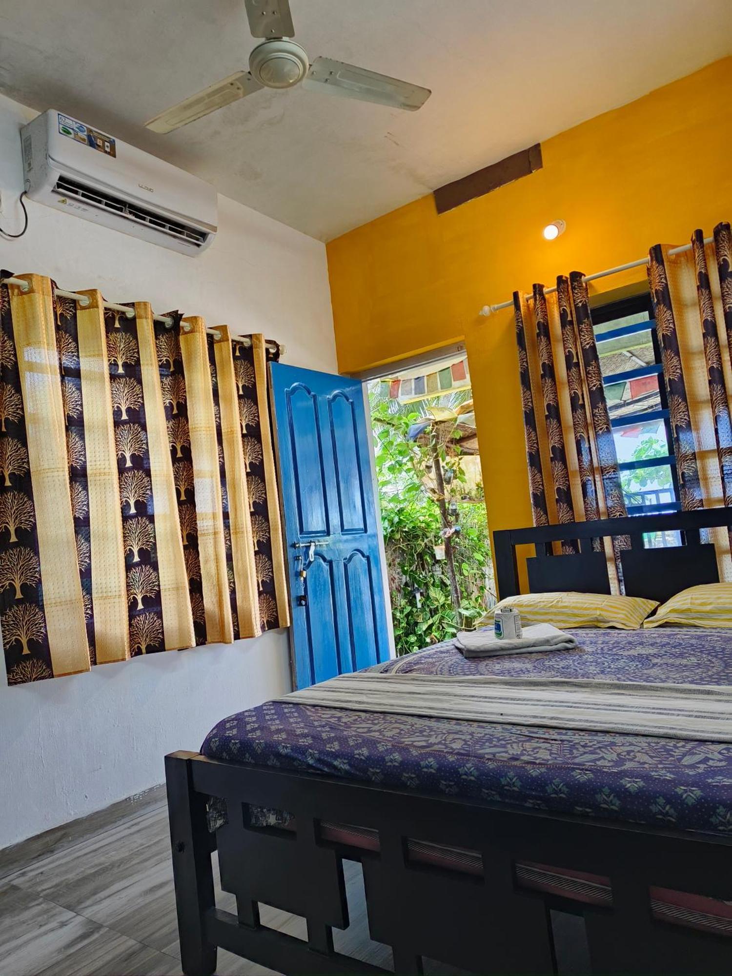 Peace And Love Beach Homestay Alappuzha ภายนอก รูปภาพ